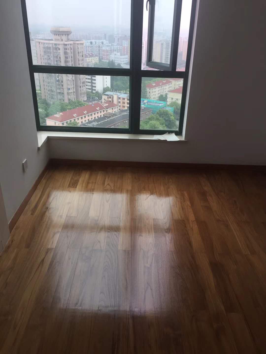 上海木地板翻新案例