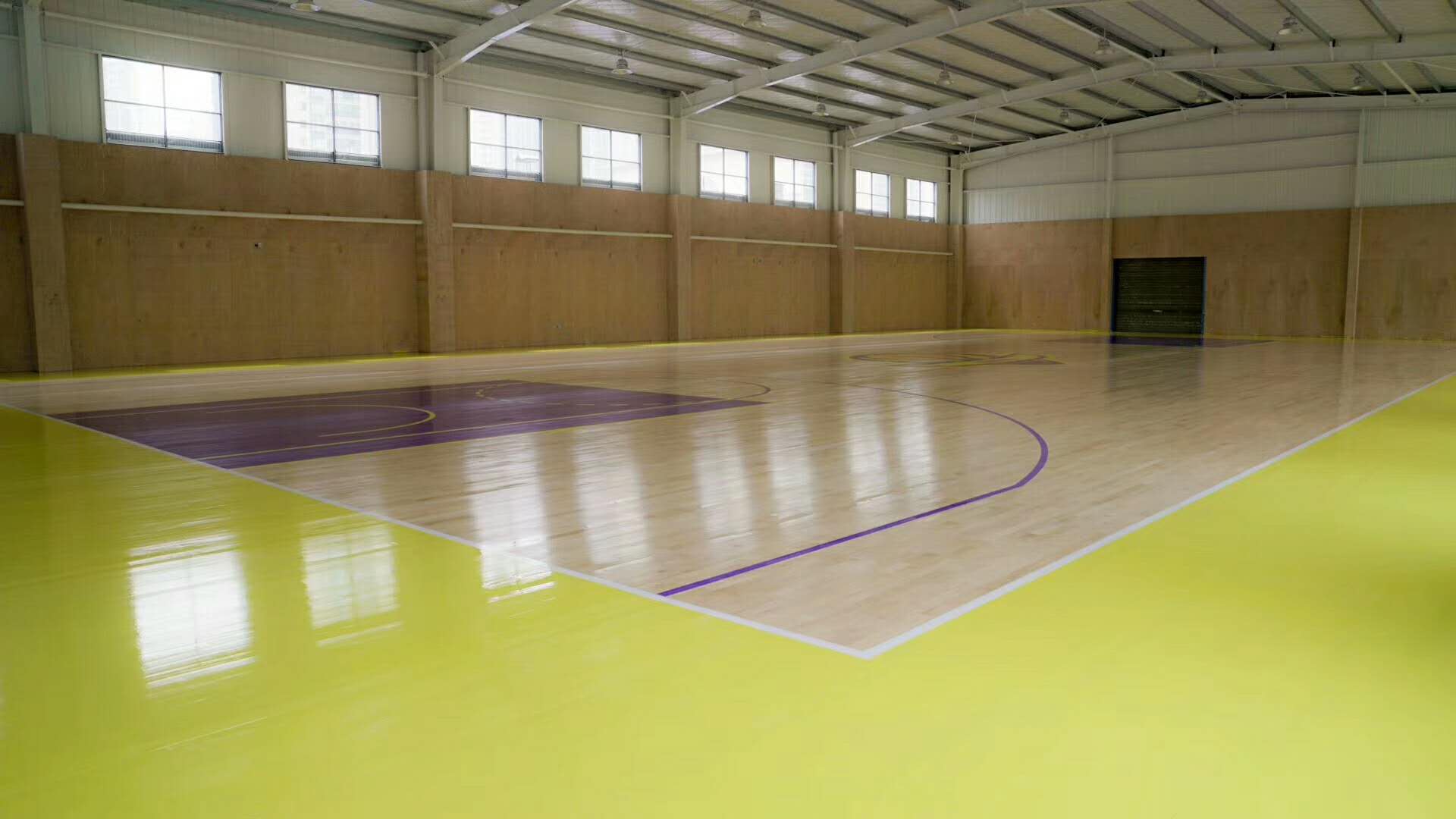 长沙卓晟球馆地板翻新防滑保养彩漆案例
