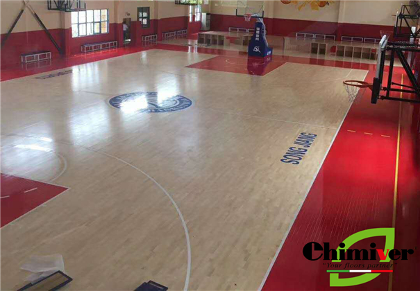 上海松江瓯鹿篮球馆体育运动木地板彩漆LOGO上漆重涂施工案列